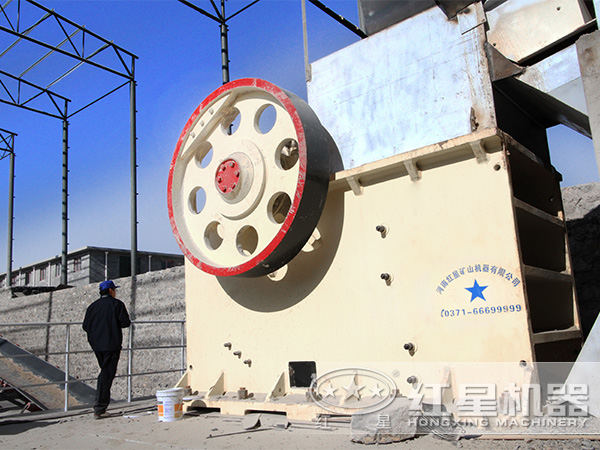 PE-600×750鄂式破碎机星空平台-星空(中国)一站式服务平台
实拍