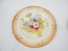 Load image into Gallery viewer, antique gold floral plates