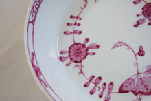 Load image into Gallery viewer, Meissen Marcolini Period Puce Indian Flower Saucer