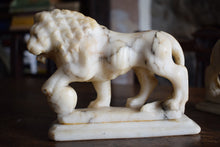 Load image into Gallery viewer, Marble Medici Lions