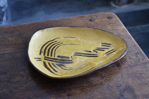 Vintage Slipware Comb Decorated Dish