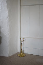 Load image into Gallery viewer, Brass Door Porter