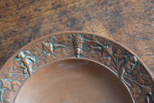 Load image into Gallery viewer, Art Union of London Copper Tazza