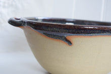 Load image into Gallery viewer, Pottery twin handled bowl