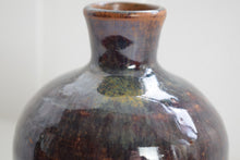 Load image into Gallery viewer, Cornish Studio Pottery Vase 