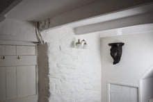Load image into Gallery viewer, Carved Oak Wall Bracket