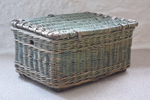 Wicker Lidded Laundry Basket