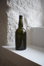 Load image into Gallery viewer,  Early 19th Century Glass Wine Bottle