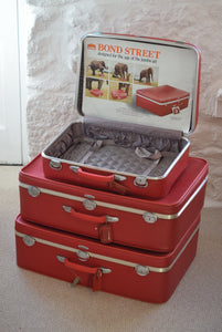Vintage Set of 3 Red Suitcases 