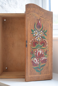 Small Vintage wooden painted wall cupboard