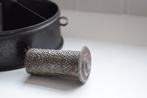 Antique Spice Tin with Nutmeg Grater 