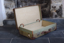 Load image into Gallery viewer, Vintage Military WW2 Demob Suitcase
