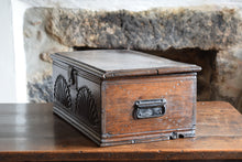 Load image into Gallery viewer, 17th Century Oak Bible Box 