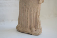 Load image into Gallery viewer, Ancient Greek Terracotta Woman