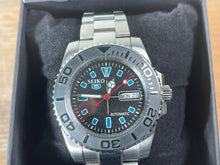 Load image into Gallery viewer, Seiko Mens Watch